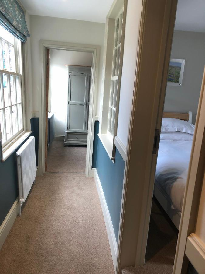 The Peppermill Town House Hotel & Restaurant Devizes Eksteriør billede