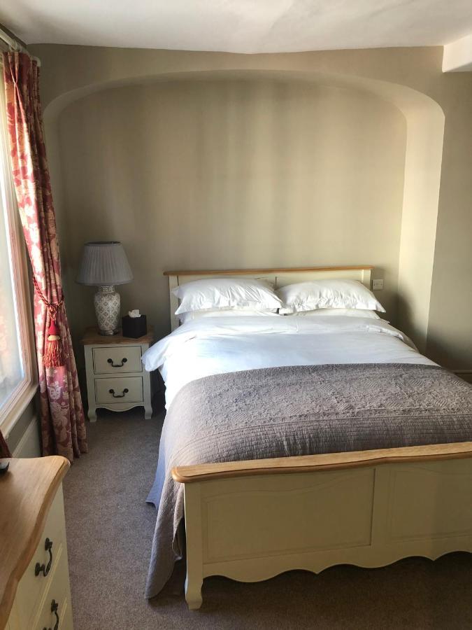 The Peppermill Town House Hotel & Restaurant Devizes Eksteriør billede