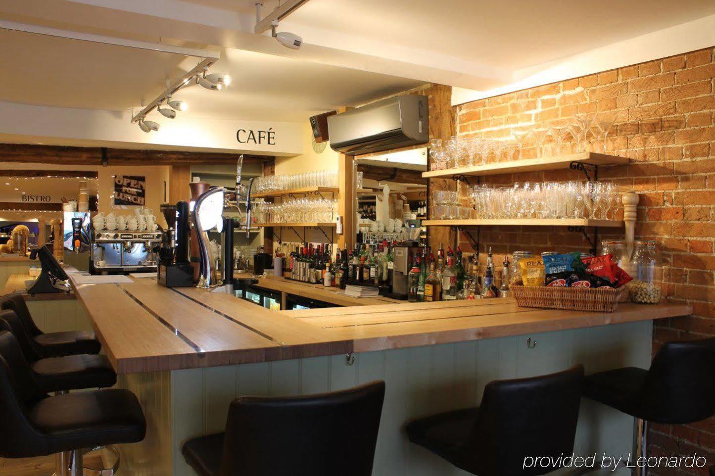 The Peppermill Town House Hotel & Restaurant Devizes Eksteriør billede