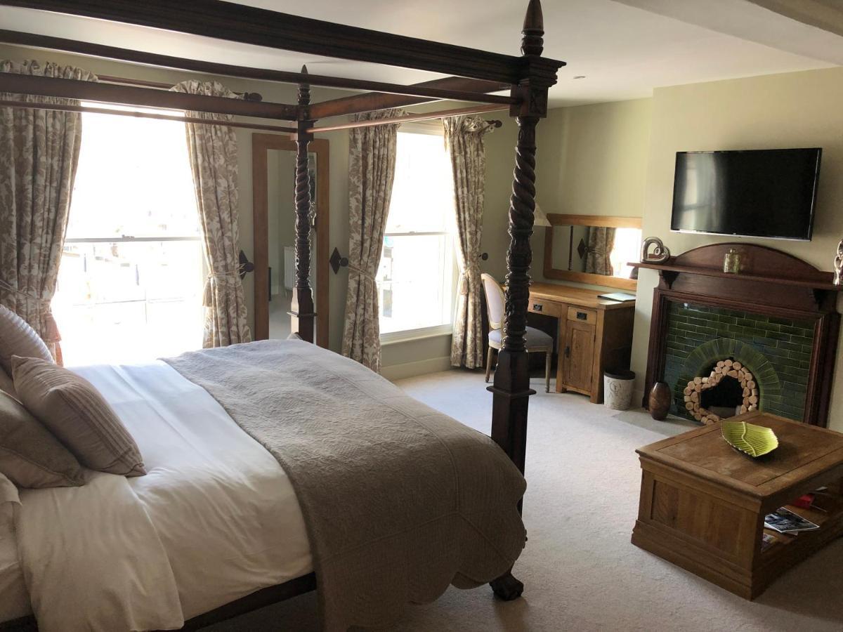 The Peppermill Town House Hotel & Restaurant Devizes Eksteriør billede